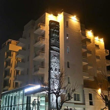 Hotel Alexander Museum Palace Pesaro Exteriör bild