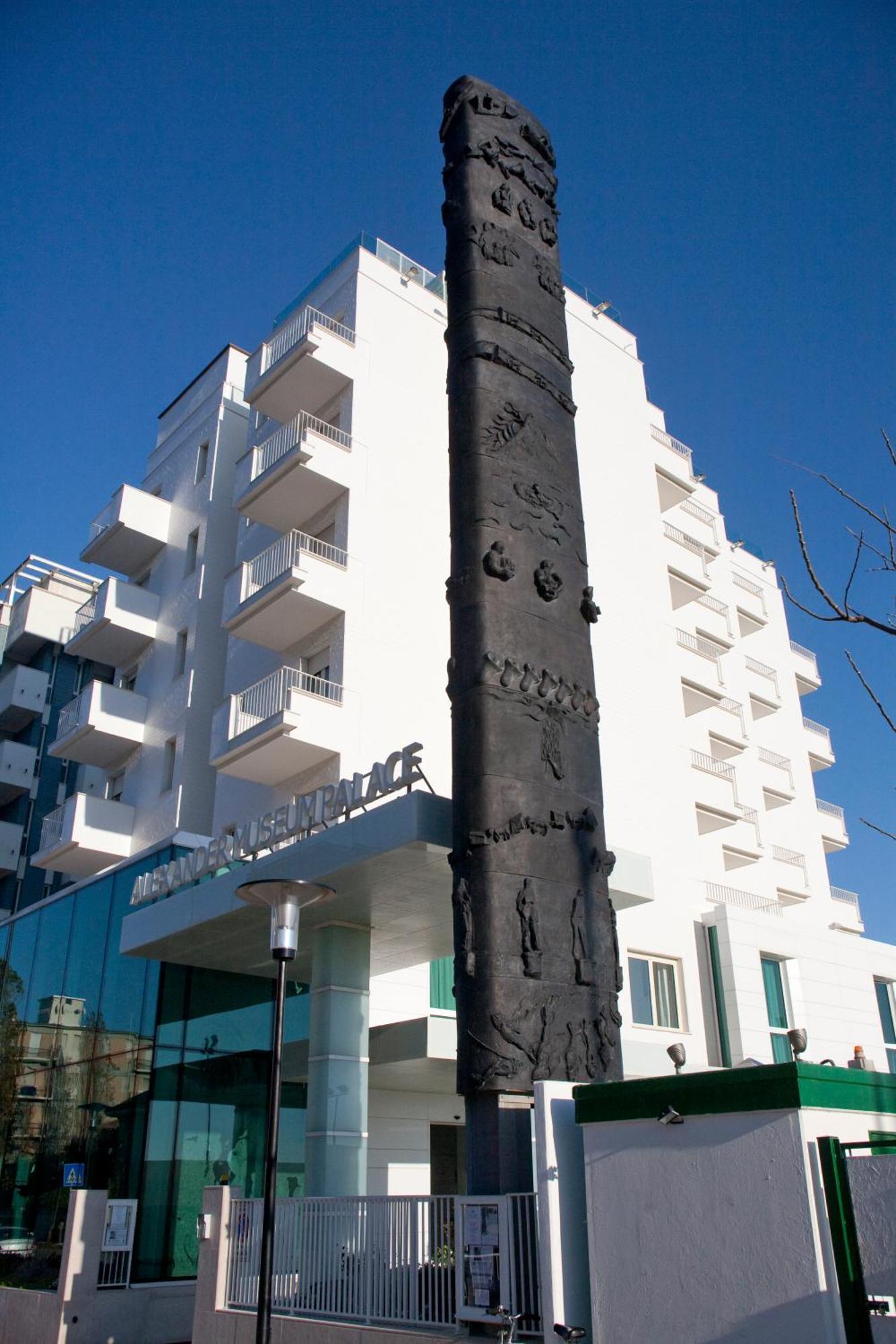 Hotel Alexander Museum Palace Pesaro Exteriör bild