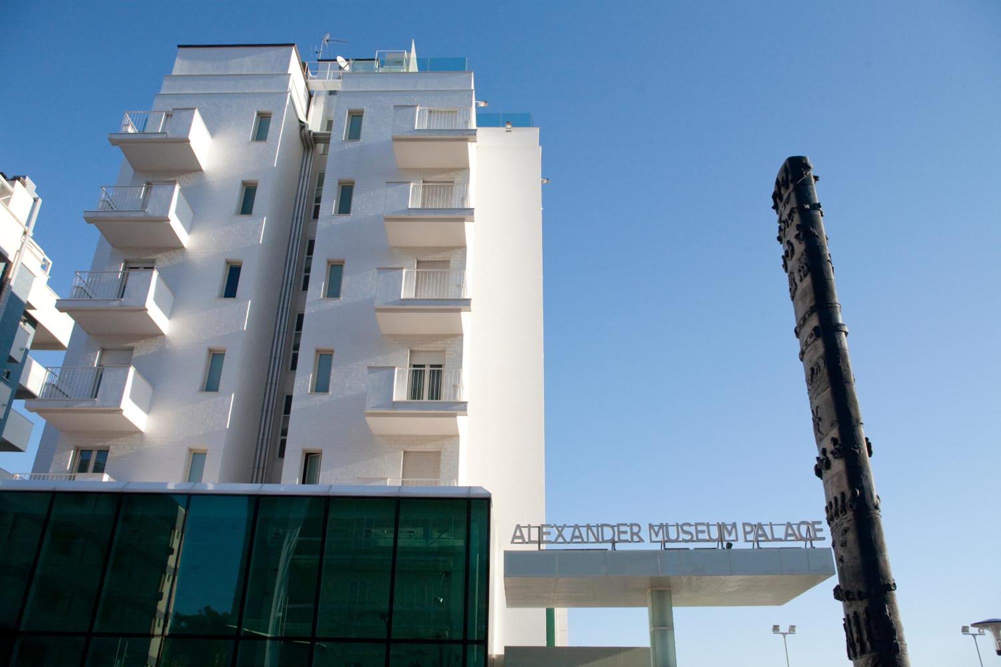Hotel Alexander Museum Palace Pesaro Exteriör bild